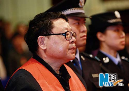 文强面对死刑判决表情平静已表示将上诉