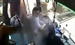警方锁定吴斌版的肇事汽车为东风红色大卡车