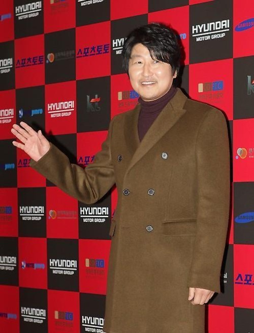 宋康昊凭《辩护人》获韩国“年度电影赏”最佳男主角